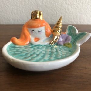 Pastel mermaid princess ring tray